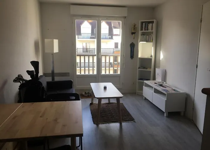 Cabourg: Bord De Mer, Balcon, Internet, Parking - Fr-1-487-313 *