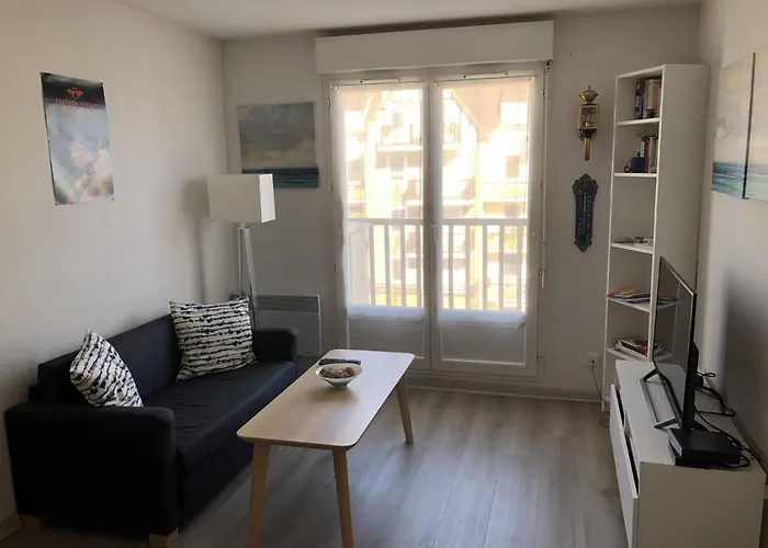 Cabourg: Bord De Mer, Balcon, Internet, Parking - Fr-1-487-313 아파트